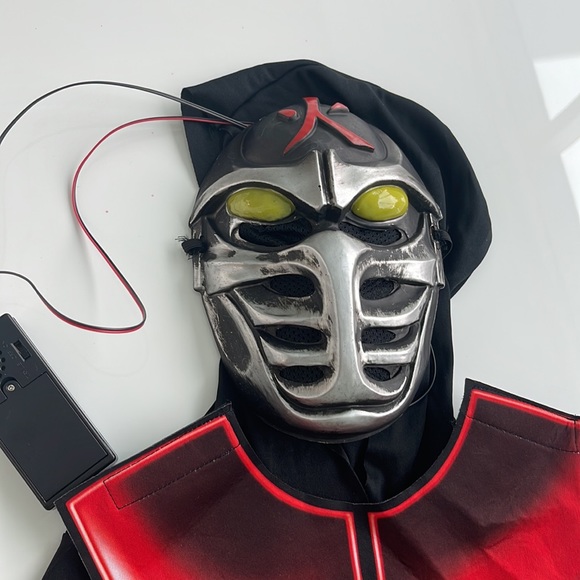 Xtreme Fire Ninja Costume 🥷 - Picture 2 of 6